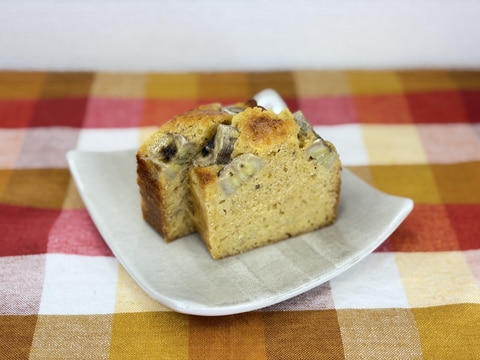 パウンドケーキ型でバナナケーキ